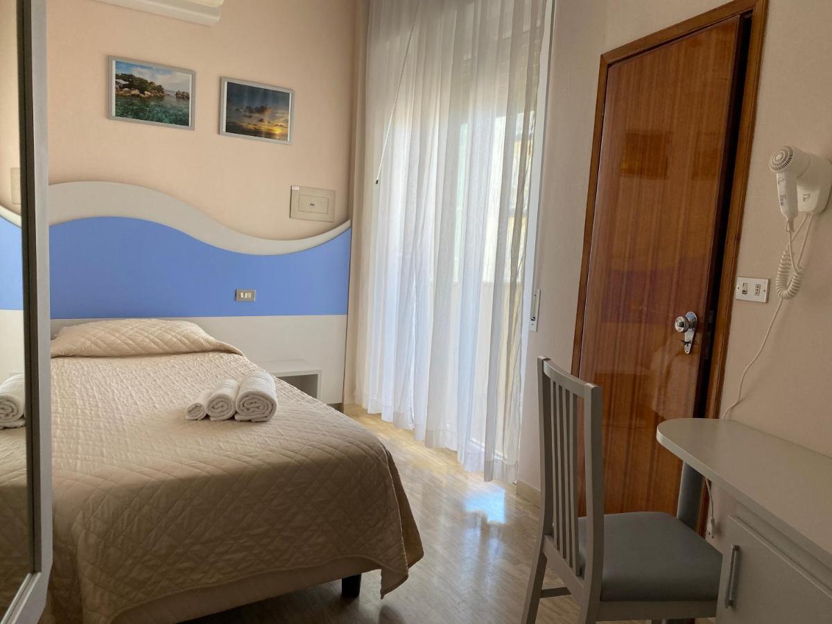 קרביה Hotel Moderno - Bed & Breakfast מראה חיצוני תמונה