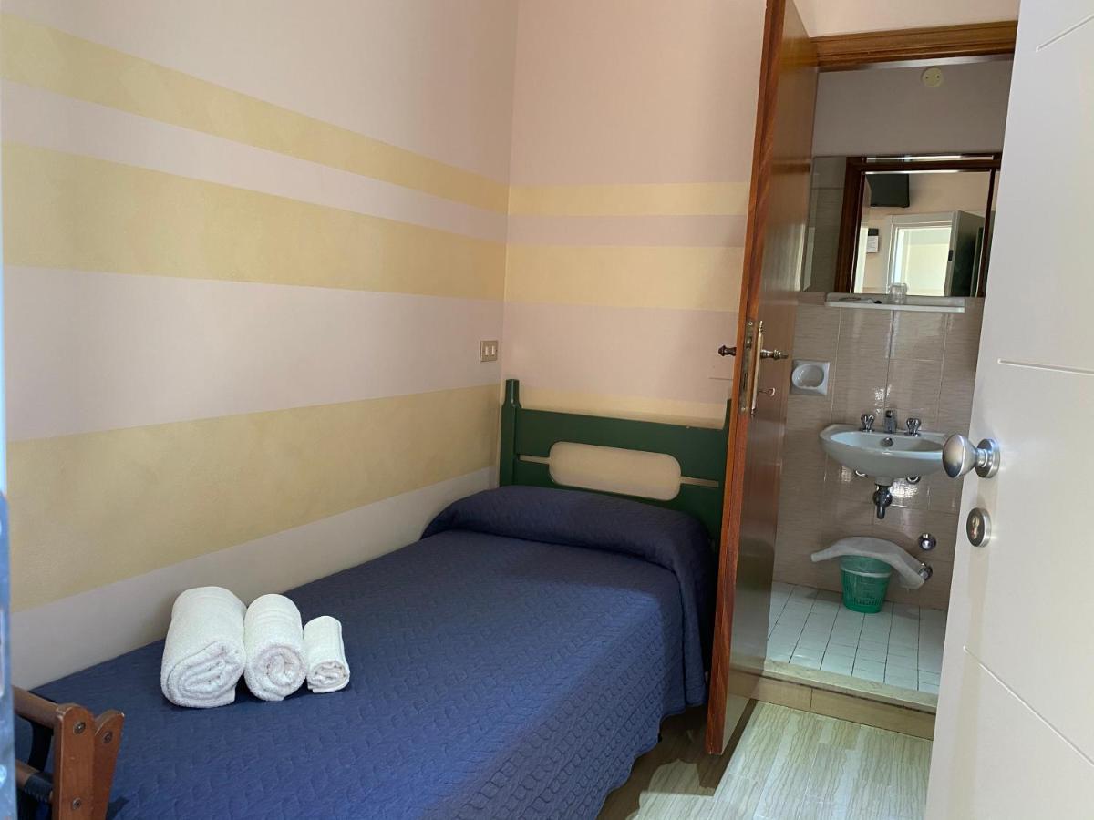קרביה Hotel Moderno - Bed & Breakfast מראה חיצוני תמונה