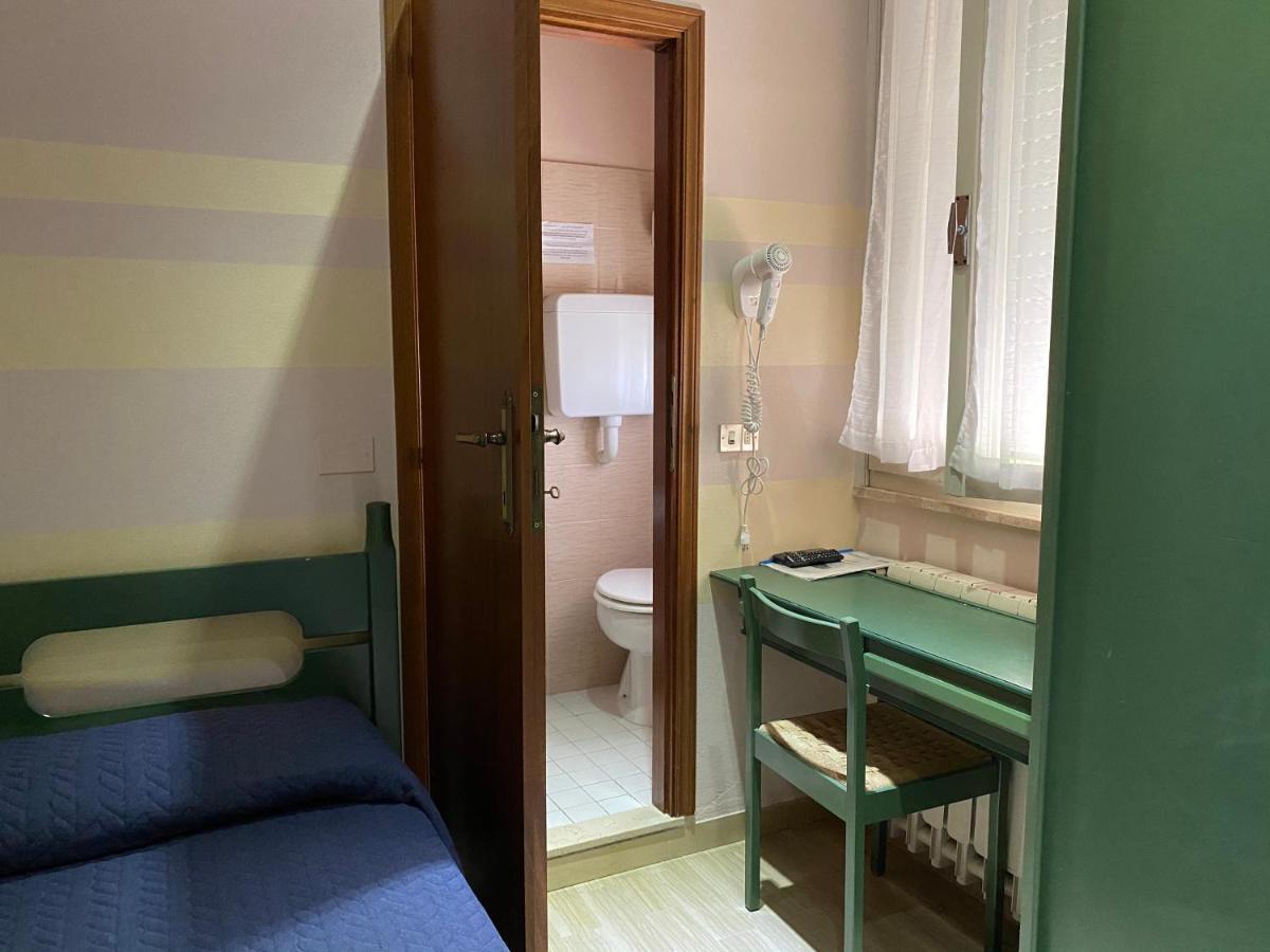 קרביה Hotel Moderno - Bed & Breakfast מראה חיצוני תמונה