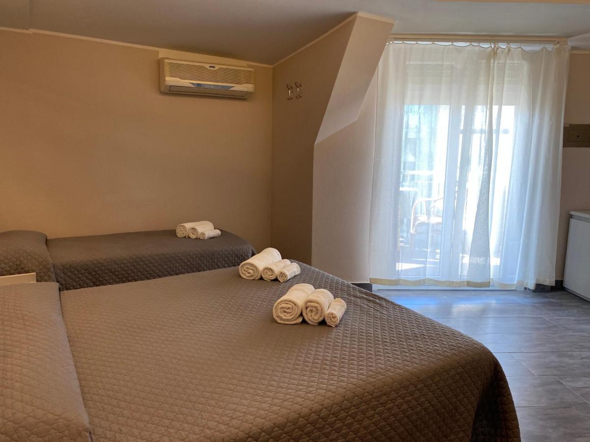 קרביה Hotel Moderno - Bed & Breakfast מראה חיצוני תמונה