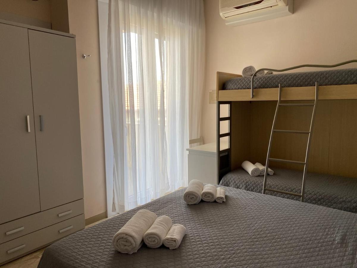 קרביה Hotel Moderno - Bed & Breakfast מראה חיצוני תמונה