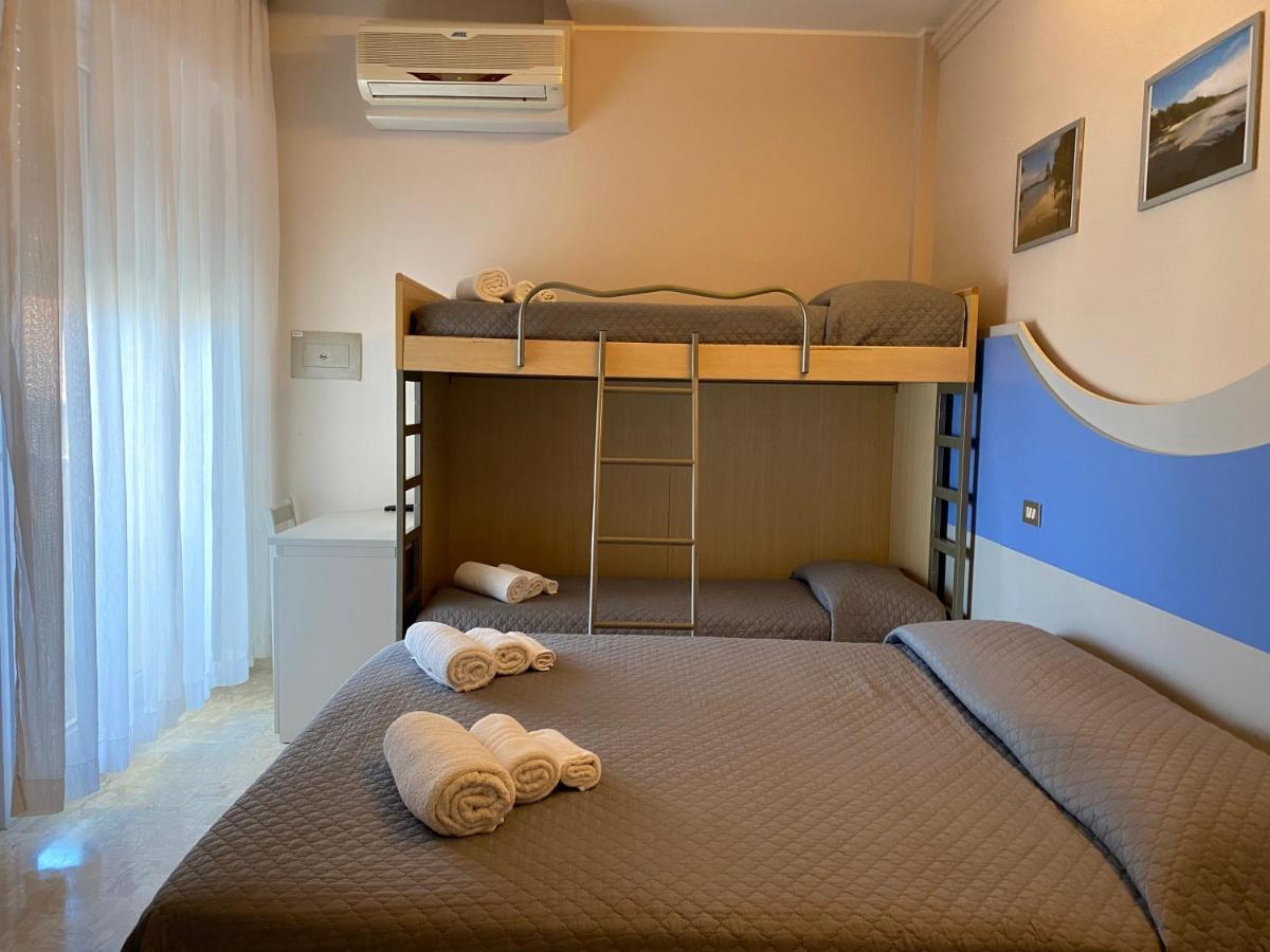 קרביה Hotel Moderno - Bed & Breakfast מראה חיצוני תמונה