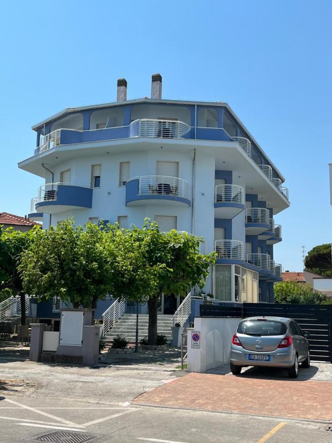 קרביה Hotel Moderno - Bed & Breakfast מראה חיצוני תמונה