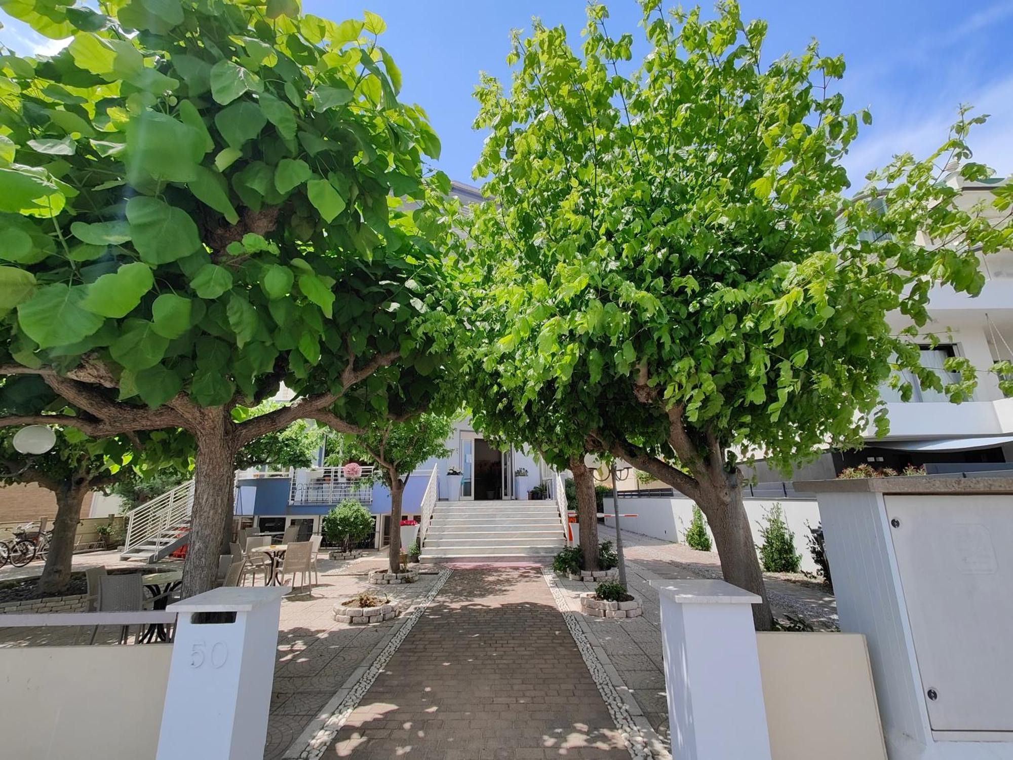קרביה Hotel Moderno - Bed & Breakfast מראה חיצוני תמונה