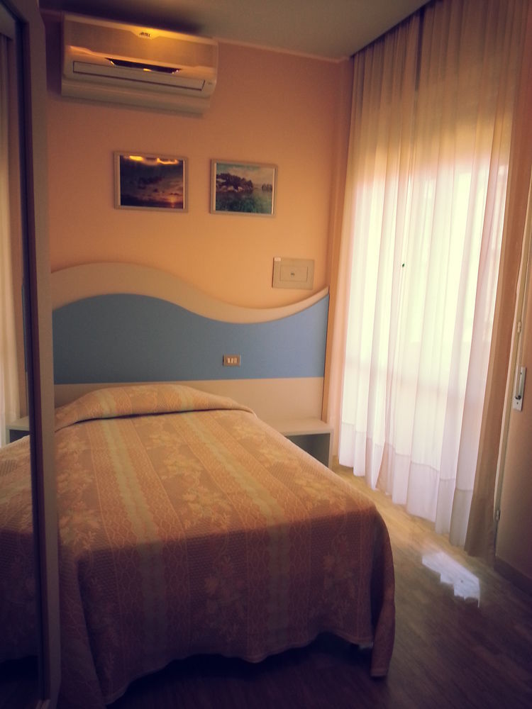 קרביה Hotel Moderno - Bed & Breakfast מראה חיצוני תמונה