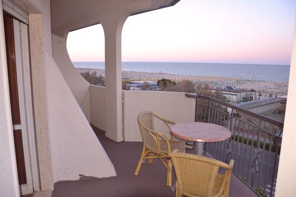 קרביה Hotel Moderno - Bed & Breakfast מראה חיצוני תמונה